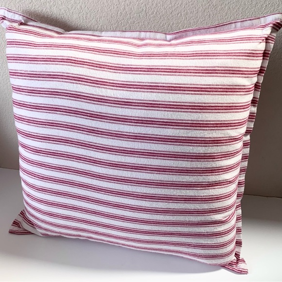 Brooks Brothers XL 20” Sham pillow